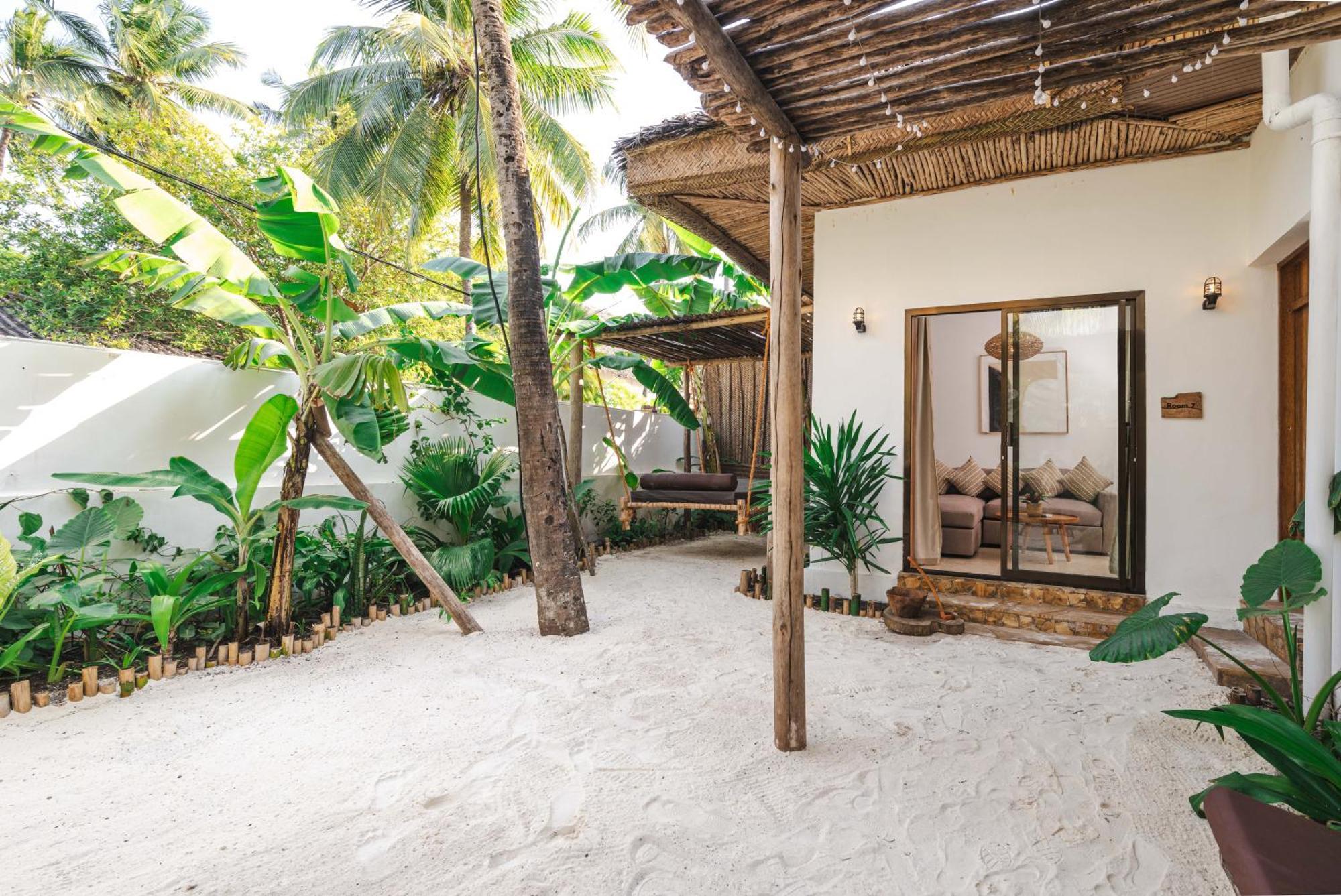 Mala Boutique Hotel Bwejuu Exterior photo