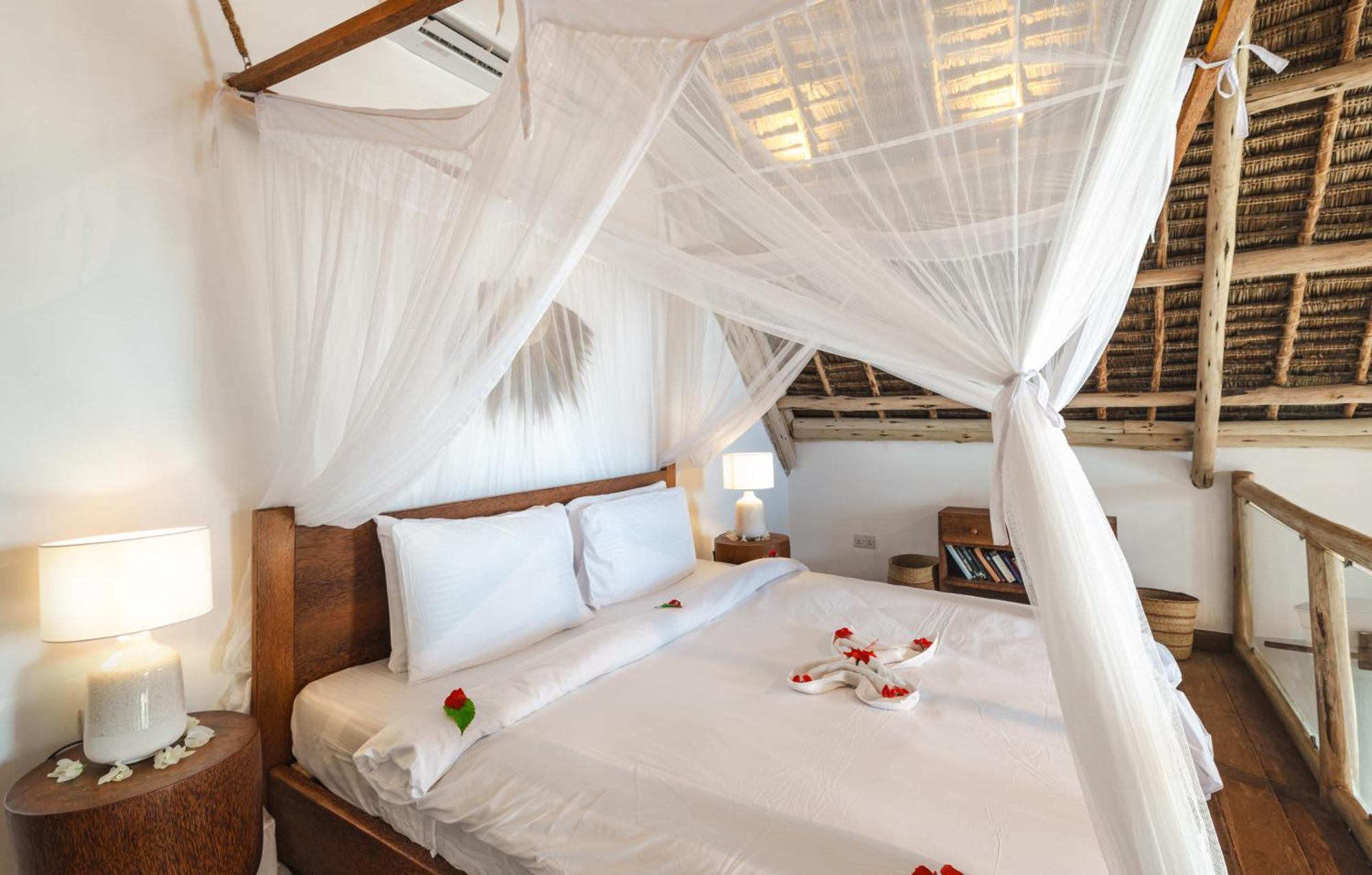 Mala Boutique Hotel Bwejuu Exterior photo